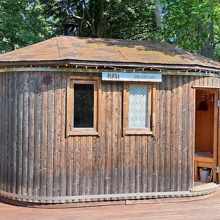 Mugavustega Majake Kahele Muhumaal Paenase Exterior photo