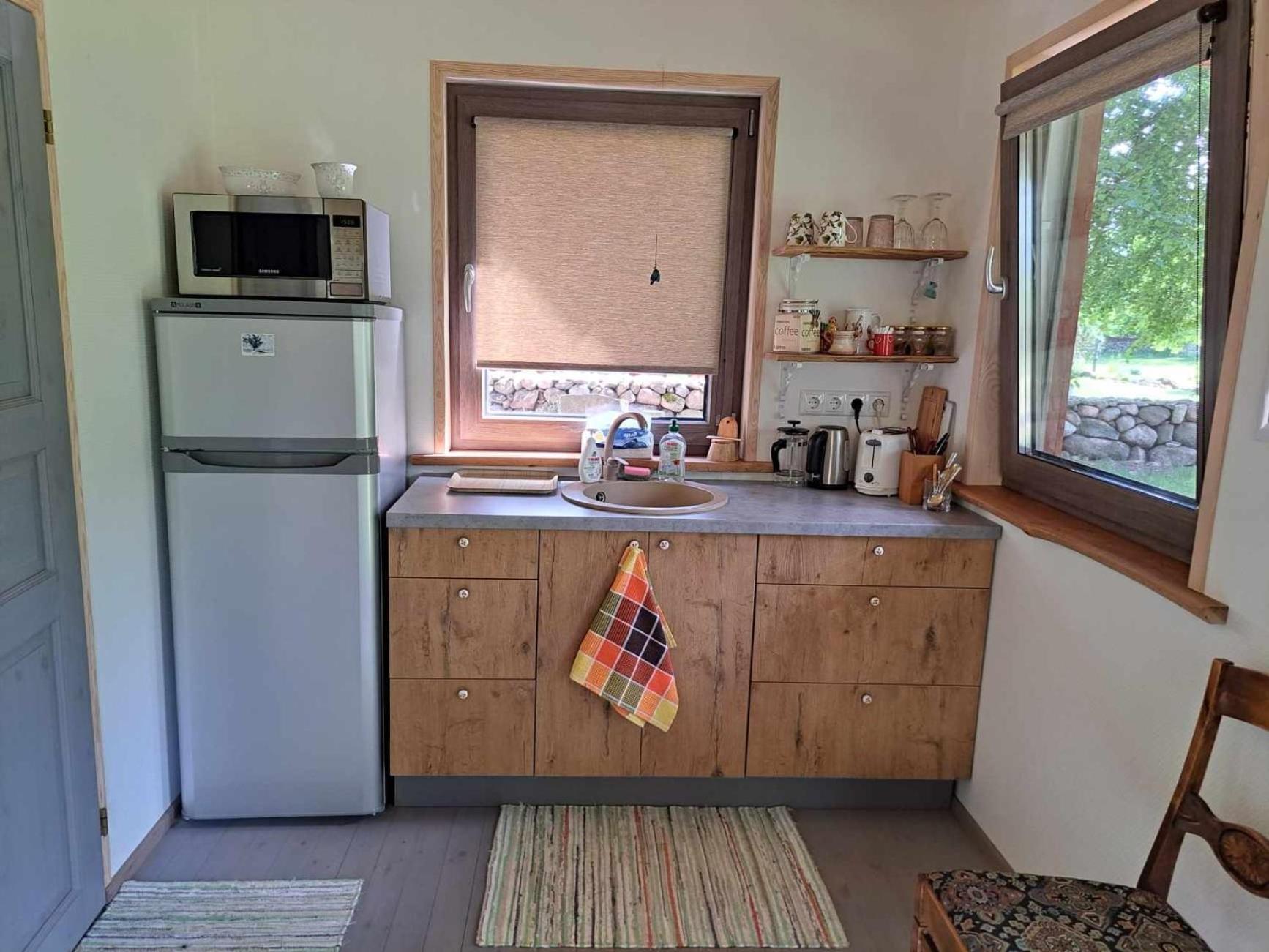 Holiday home Mugavustega Majake Kahele Muhumaal Paenase