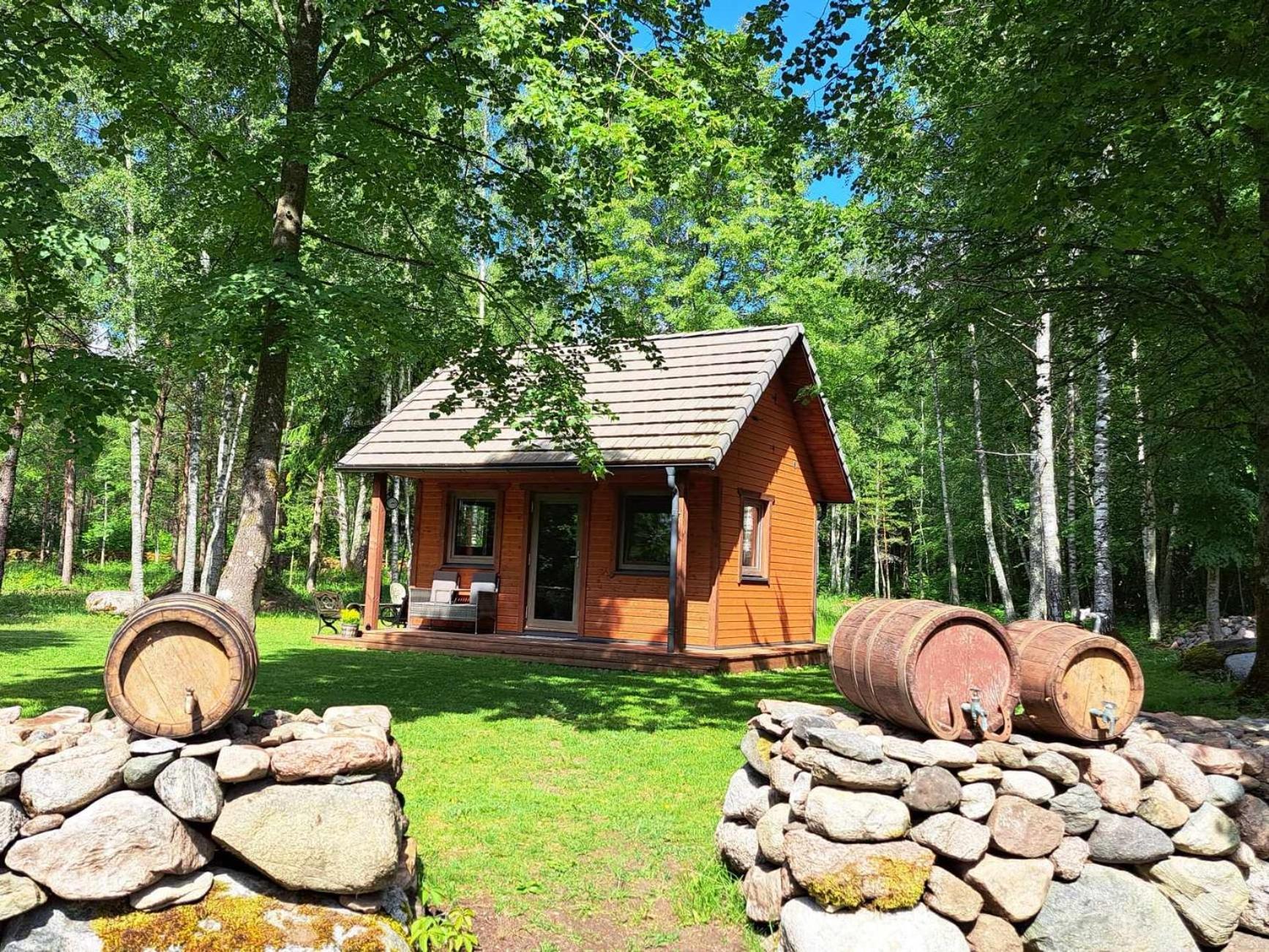Holiday home Mugavustega Majake Kahele Muhumaal *